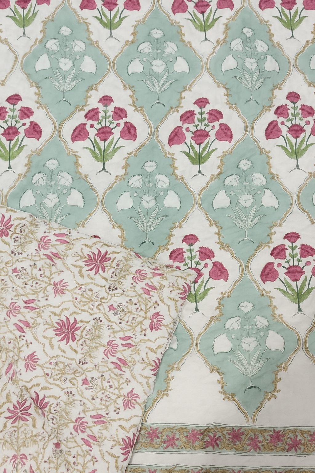 Gulab Trellis Quilt