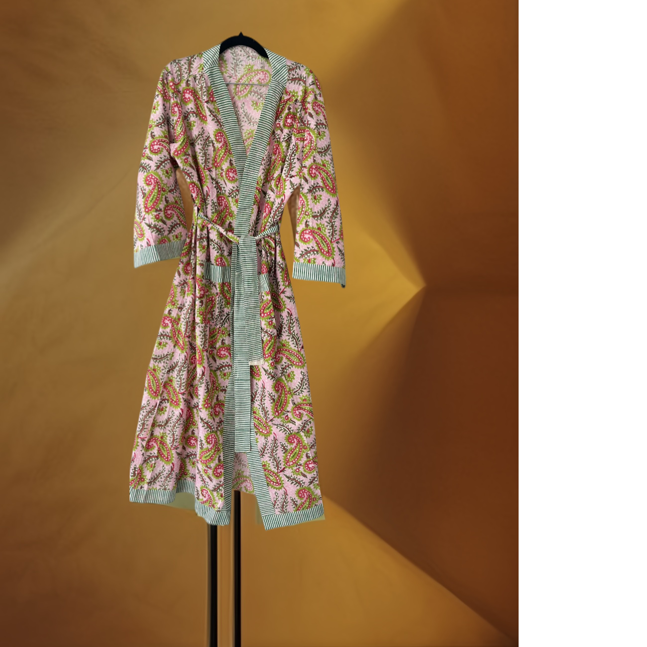 Aabha Paisley robe