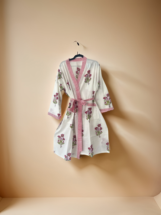 Gulabi Gulmohar Robe